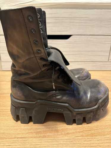 Balenciaga Balenciaga Bulldozer boots Worn-out - image 1