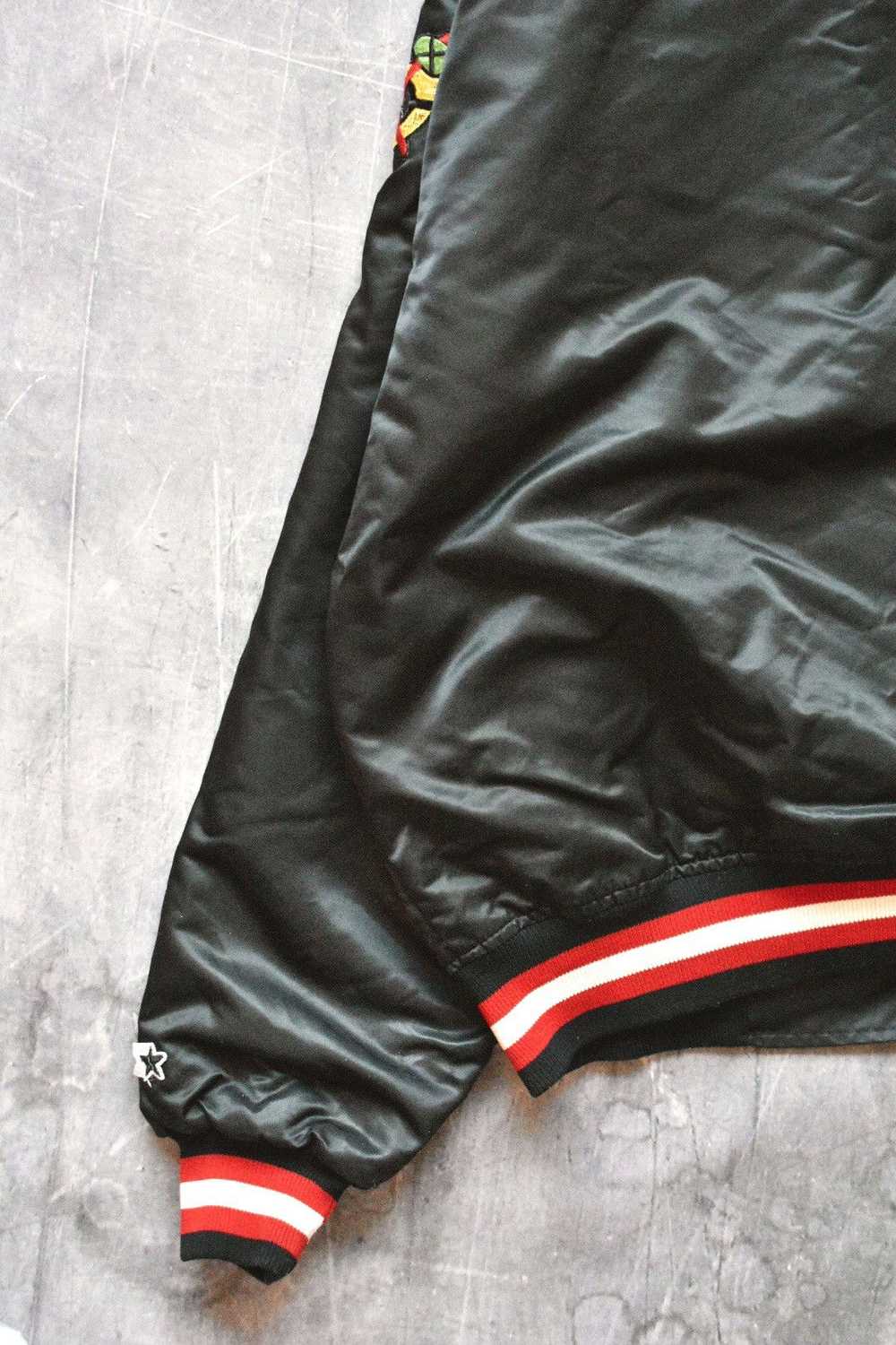 NHL × Starter × Vintage Vintage 90s Chicago Black… - image 5