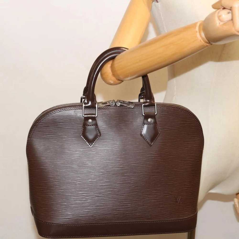 Louis Vuitton Alma leather handbag - image 8