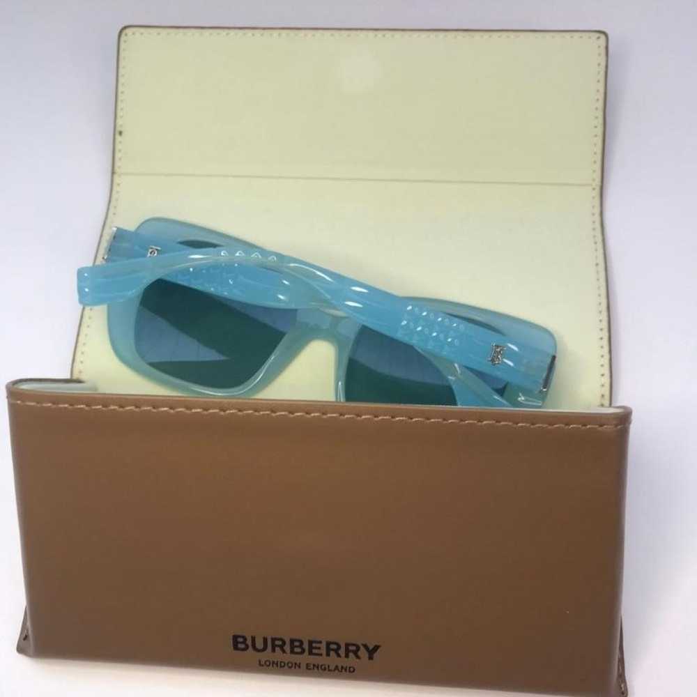 Burberry Aviator sunglasses - image 8