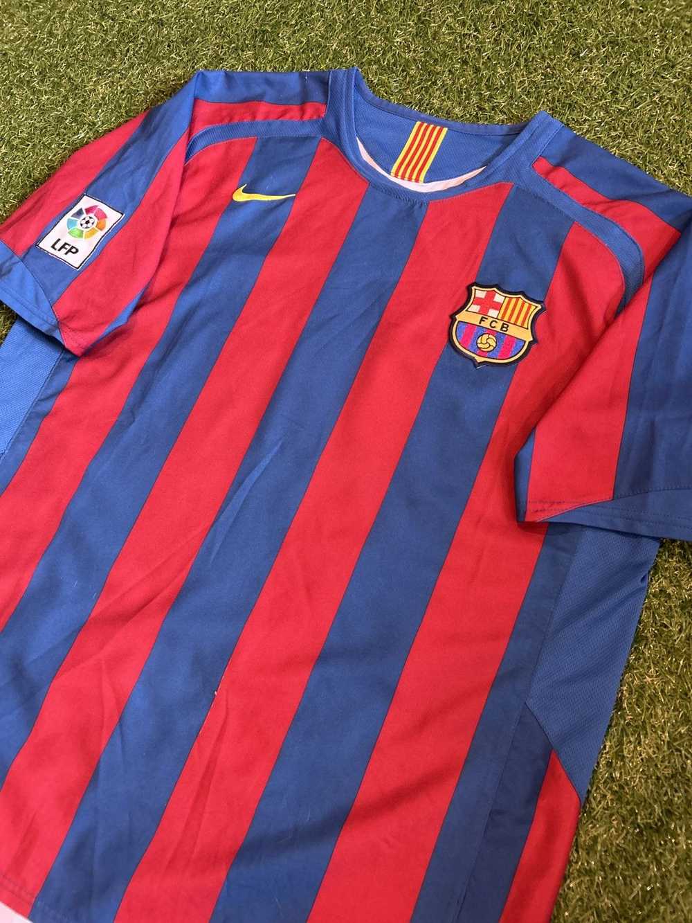 Nike × Soccer Jersey × Vintage 05/06 FC Barcelona… - image 3