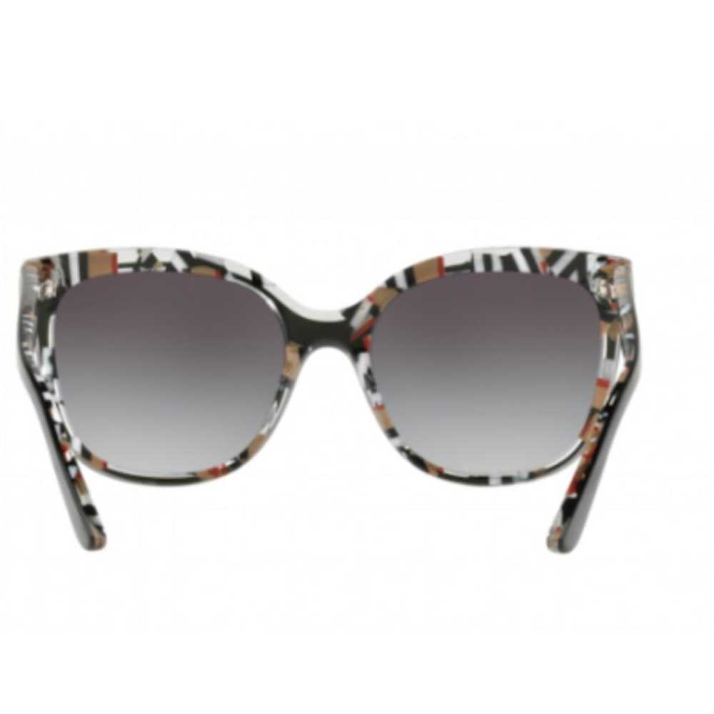 Burberry Sunglasses - image 5