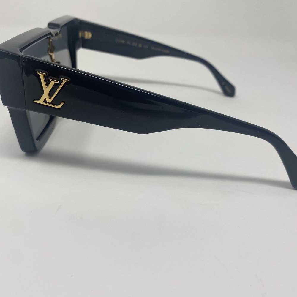 Louis Vuitton LOUIS VUITTON ‘Cyclone’ Sunglasses … - image 6