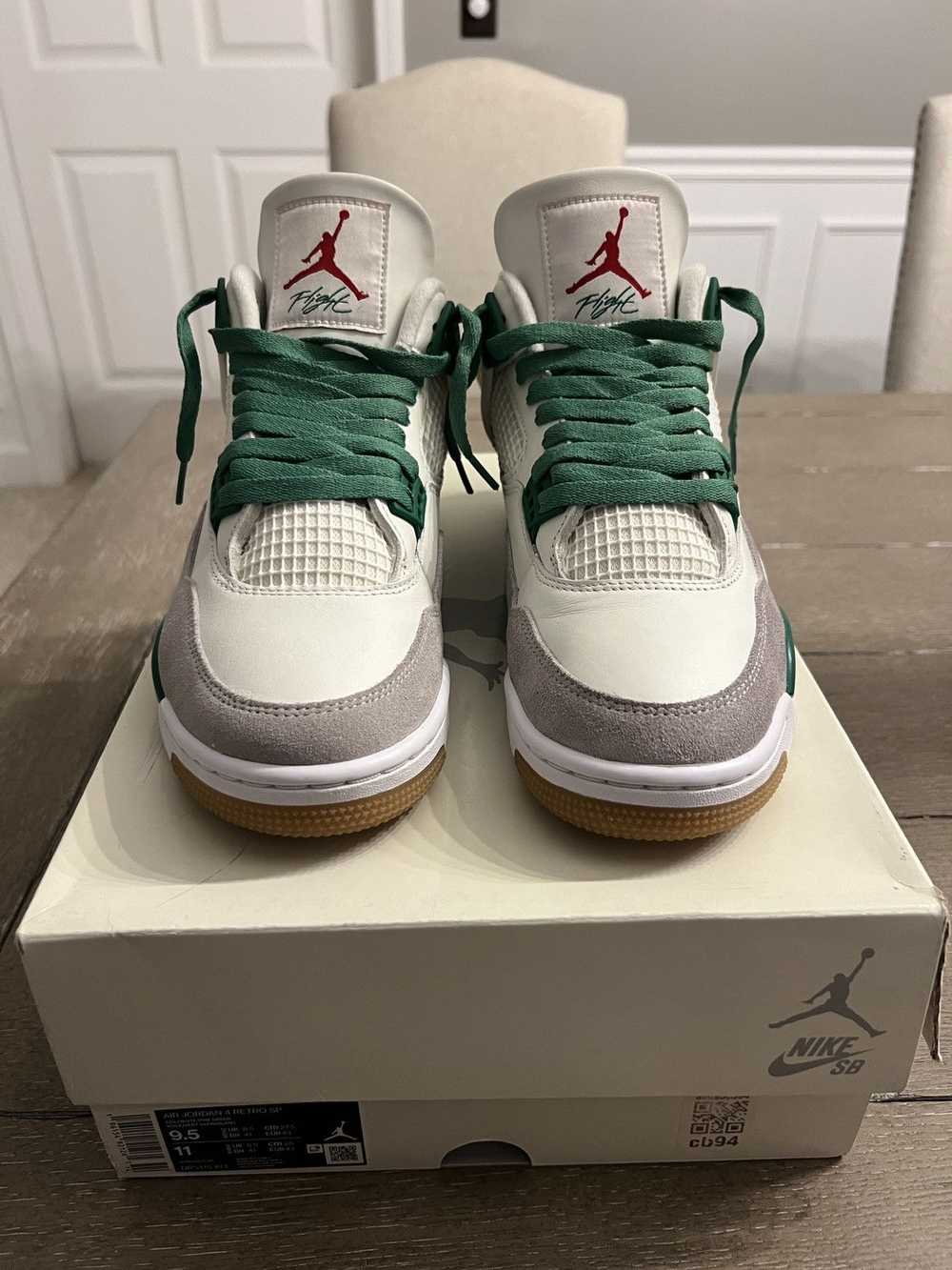 Jordan Brand × Nike Jordan 4 Retro SB Pine Green - image 3