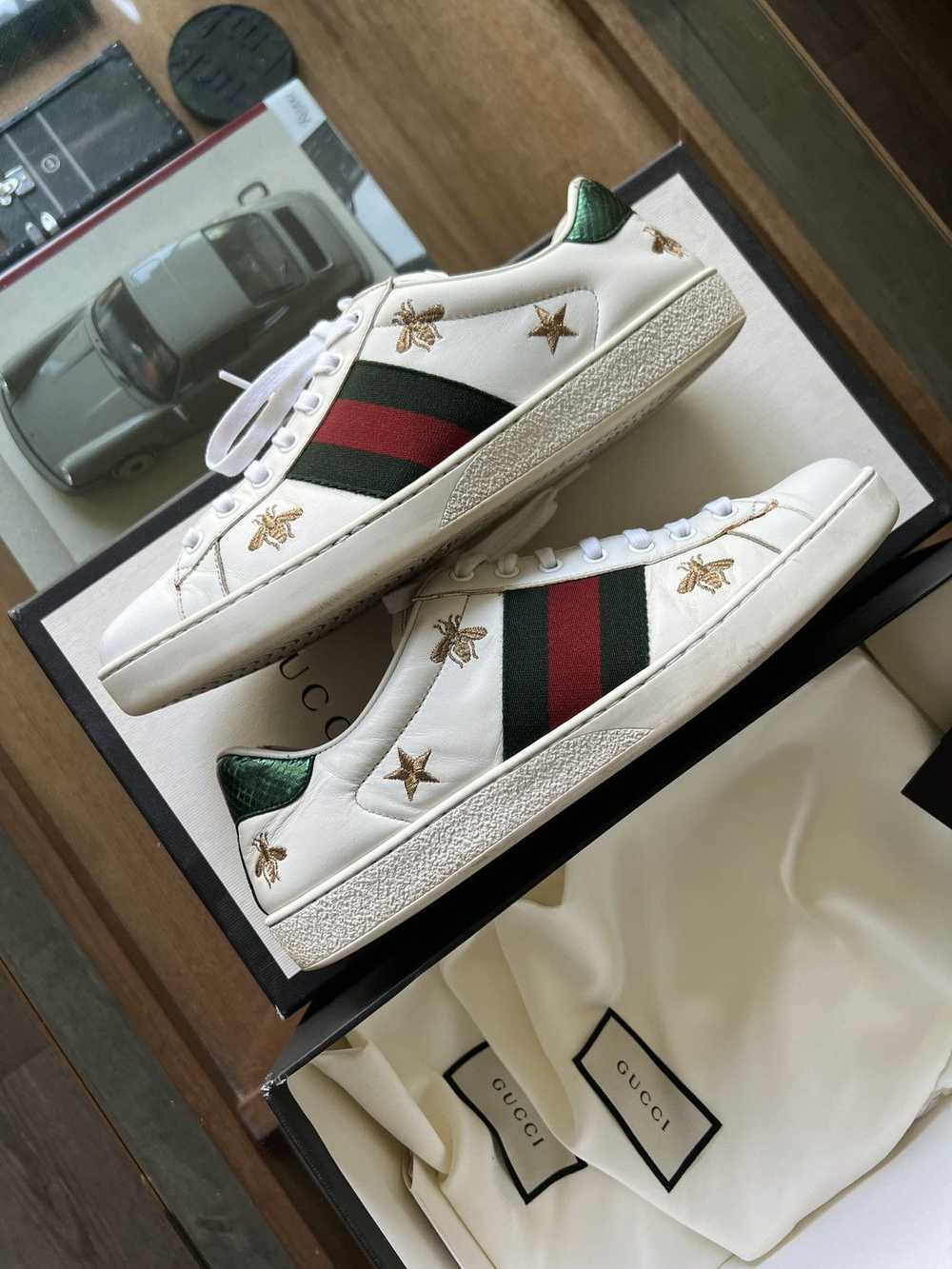 Gucci Gucci - Ace Low Top Sneaker (Embroidered Be… - image 2