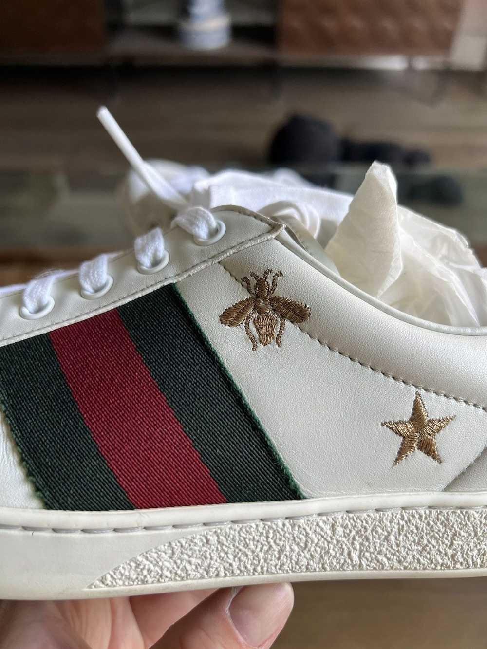 Gucci Gucci - Ace Low Top Sneaker (Embroidered Be… - image 7