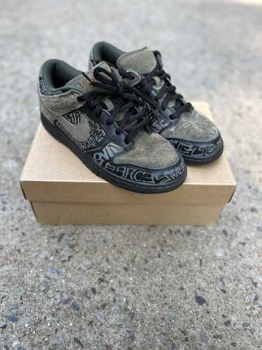 Nike × Supreme Nike Dunk Premium Low Doernbecher -