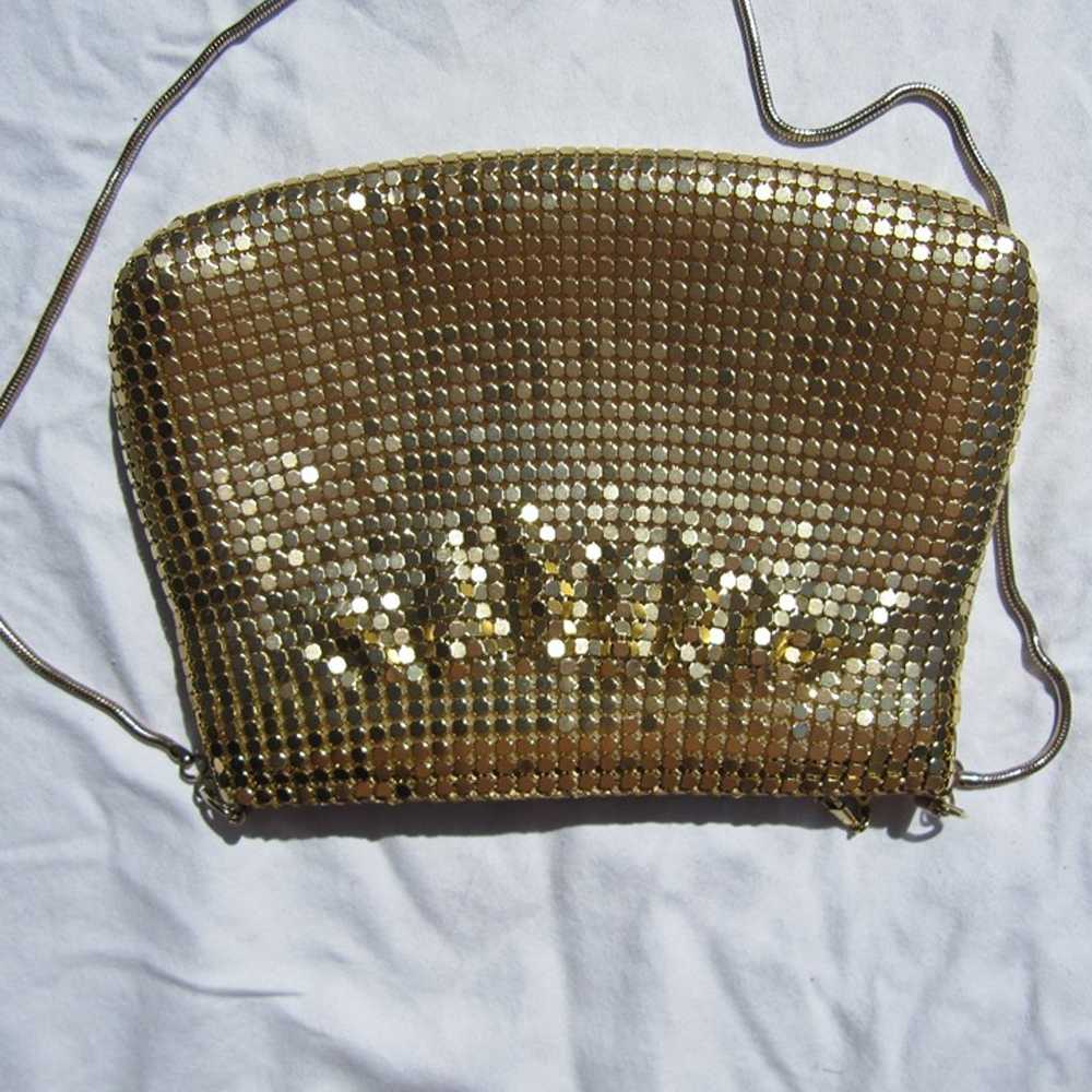 vintage gold chain mail purse mini purse w/ zippe… - image 4