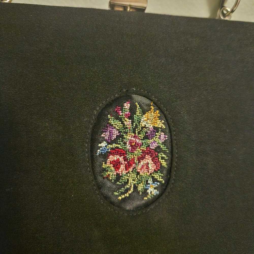 Satin 1920's purse - image 3