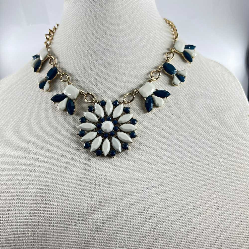 J. Crew Floral Statement Necklace Teal White and … - image 9