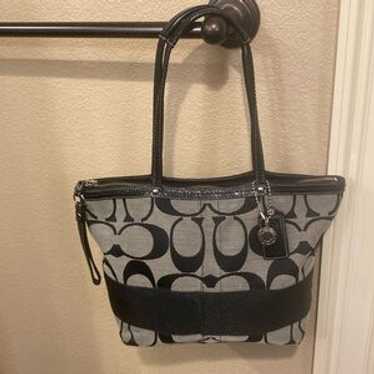 バッグ 1976 Coach Hampton Pabbled Leather Bag COACH HAMPTONS VINTAGE BLACK LEATHER CARRYALL BRAIDED