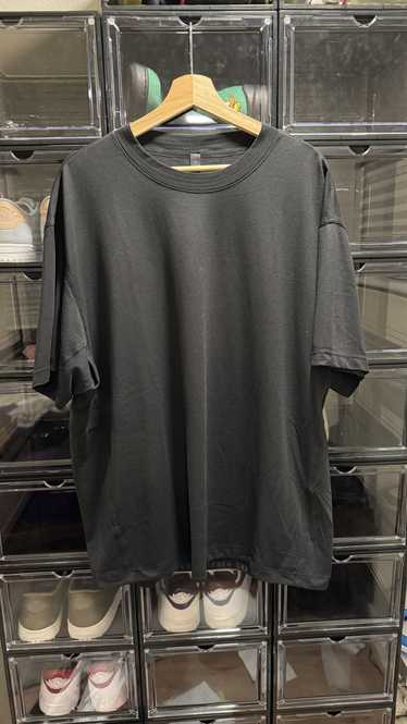 Luxury Lululemon Training Tee Size XL