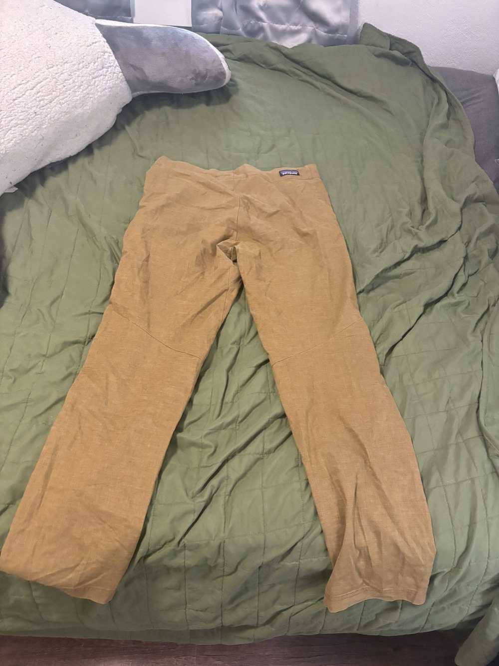 Patagonia Patagonia Khaki pants - image 1