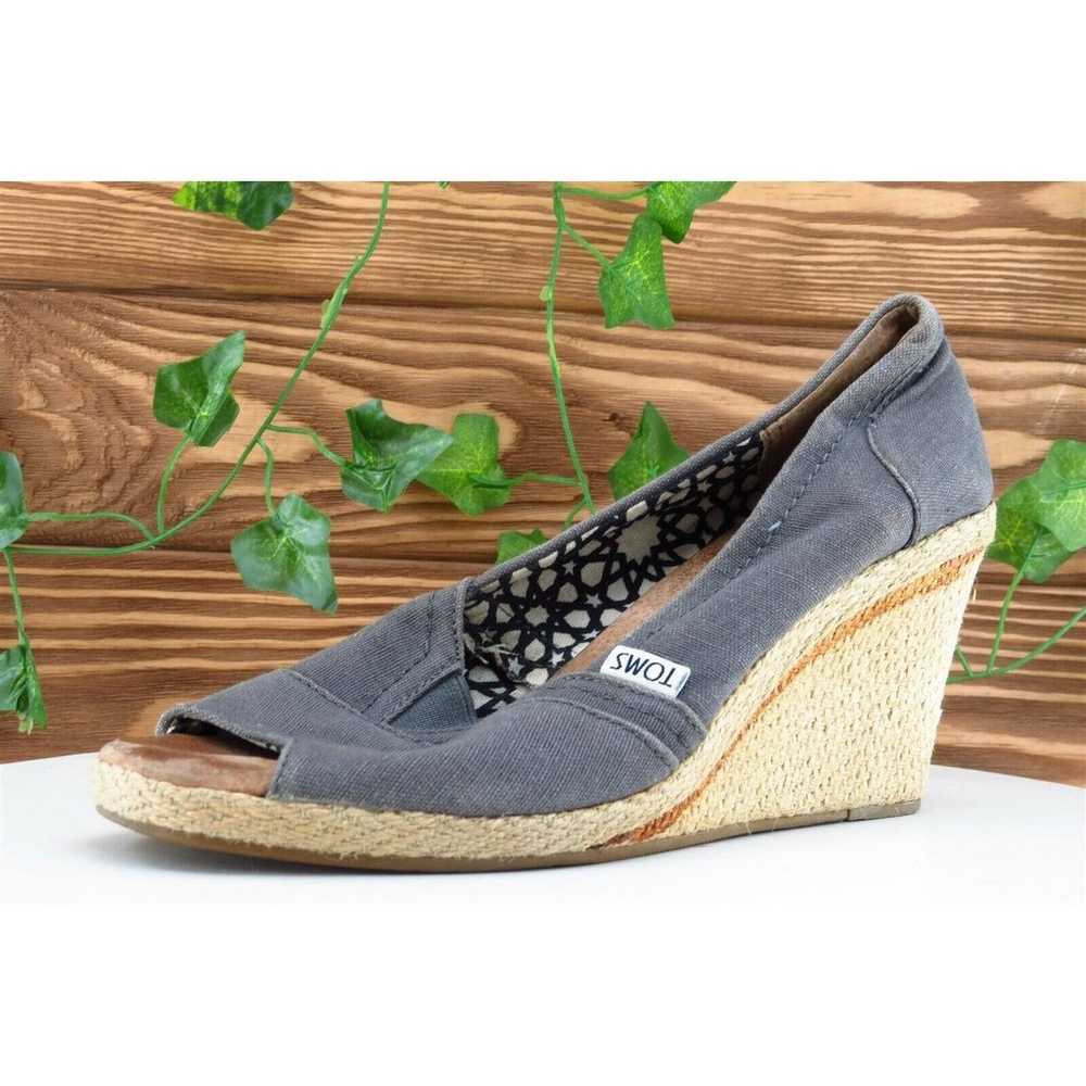 Toms Women Sz 8 M Gray Wedge Fabric Shoes - image 1