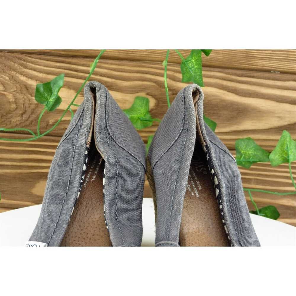 Toms Women Sz 8 M Gray Wedge Fabric Shoes - image 3