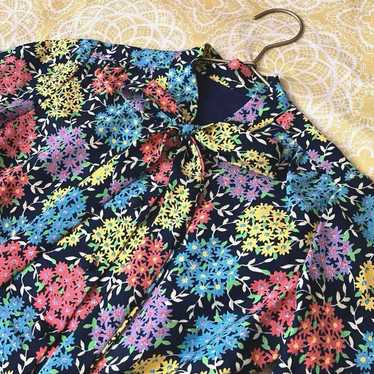 ⭐️Retro Vintage Ribbon Tie Flower Pattern Blouse⭐… - image 1