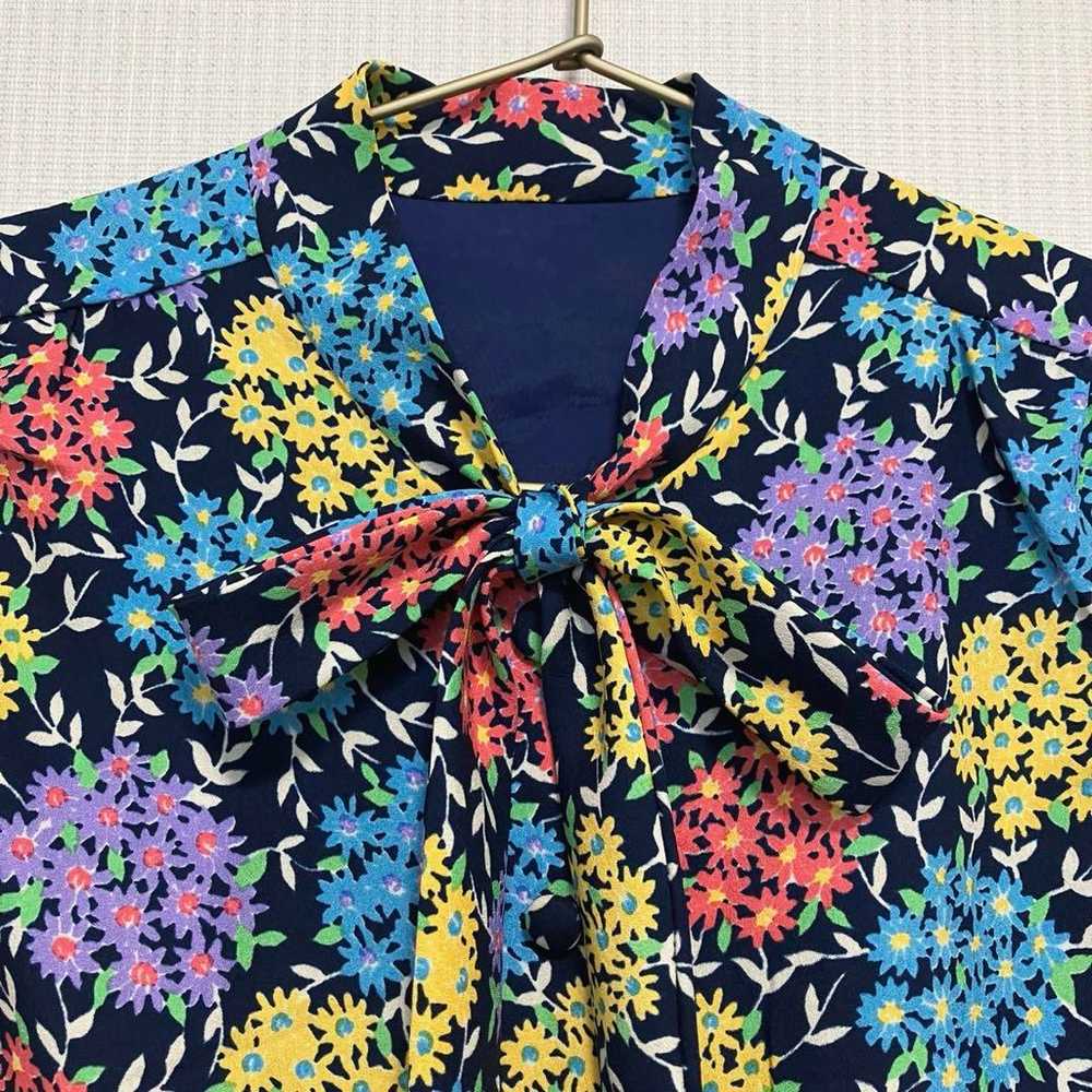 ⭐️Retro Vintage Ribbon Tie Flower Pattern Blouse⭐… - image 6