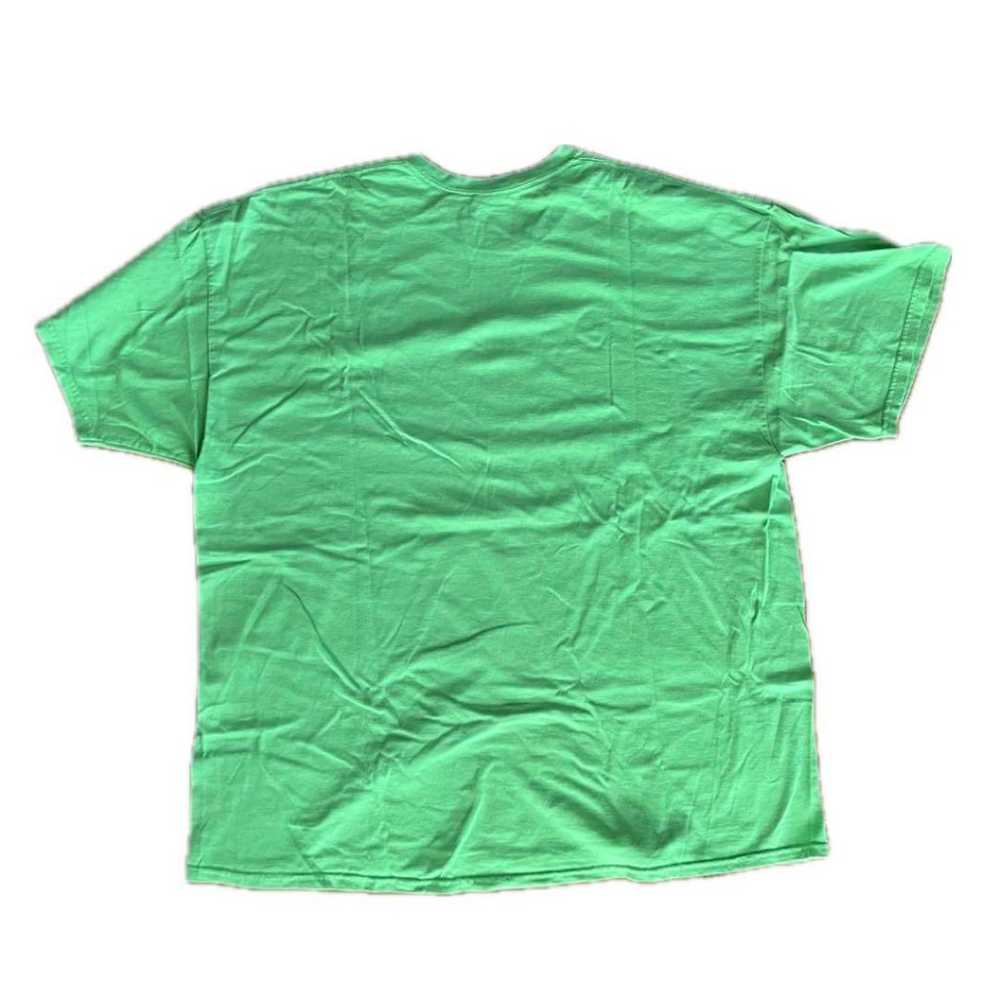 Vintage printed T-shirt in green, secondhand - image 2