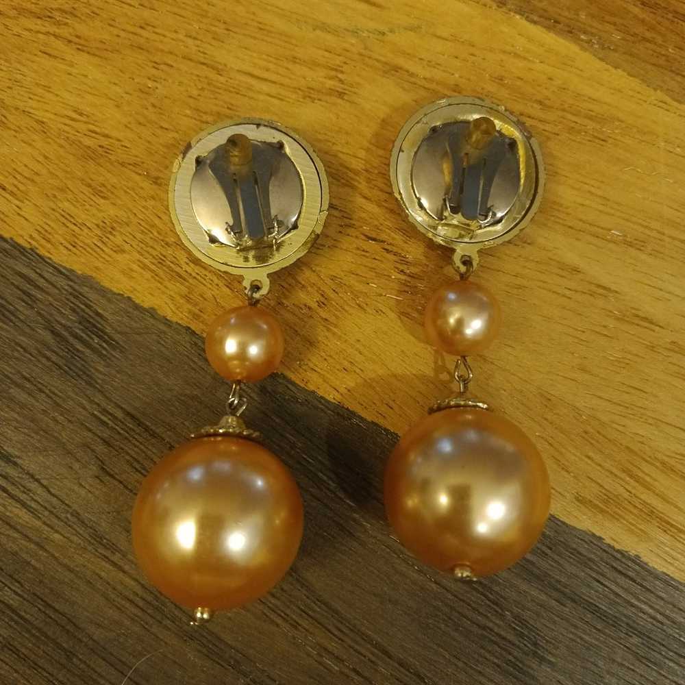 2 pair vintage clip on Earrings - image 6