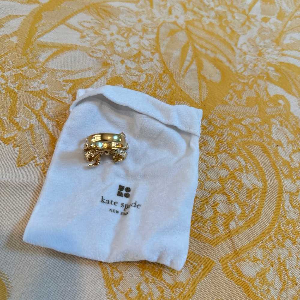 Kate Spade vintage gold bow cocktail ring, size 8 - image 3