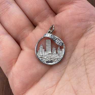 Vintage 925 Sterling Silver "Toronto" Skyline Cut… - image 1