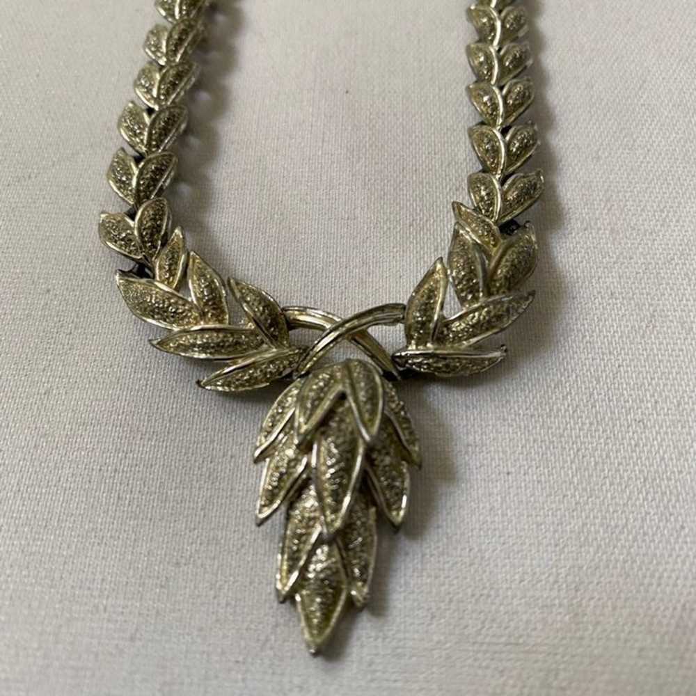 Vintage Coro silver colored choker necklace - image 5