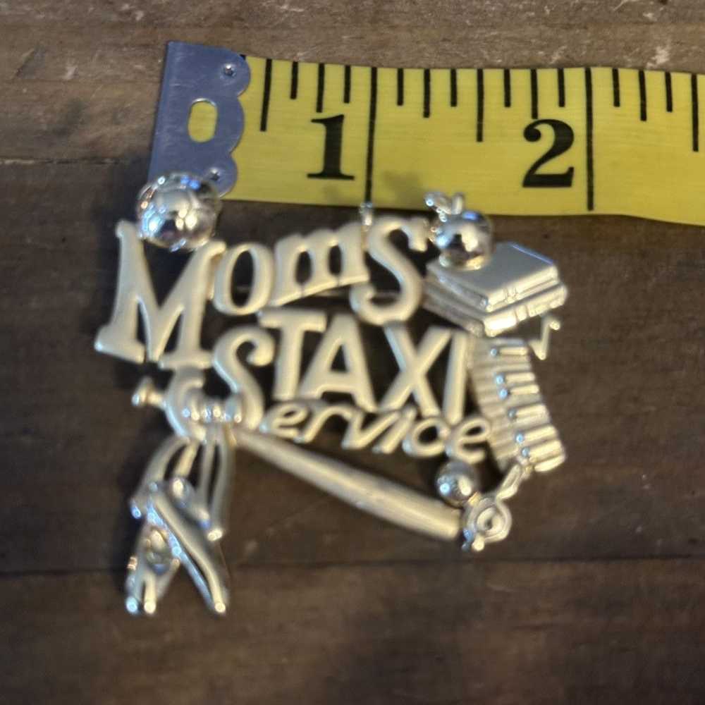 Vintage Vintage AJC Moms Taxi Service brooch - image 4