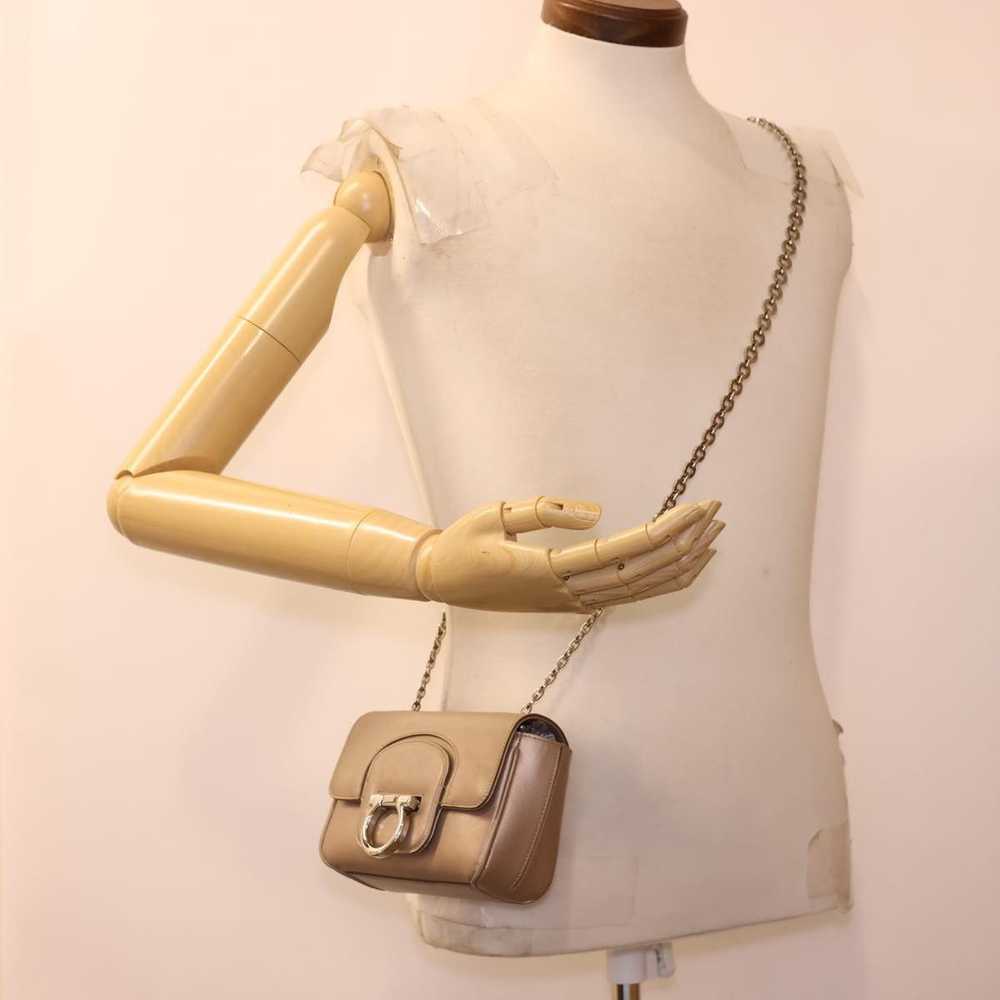 Salvatore Ferragamo Beige Leather Shoulder Bag (P… - image 8