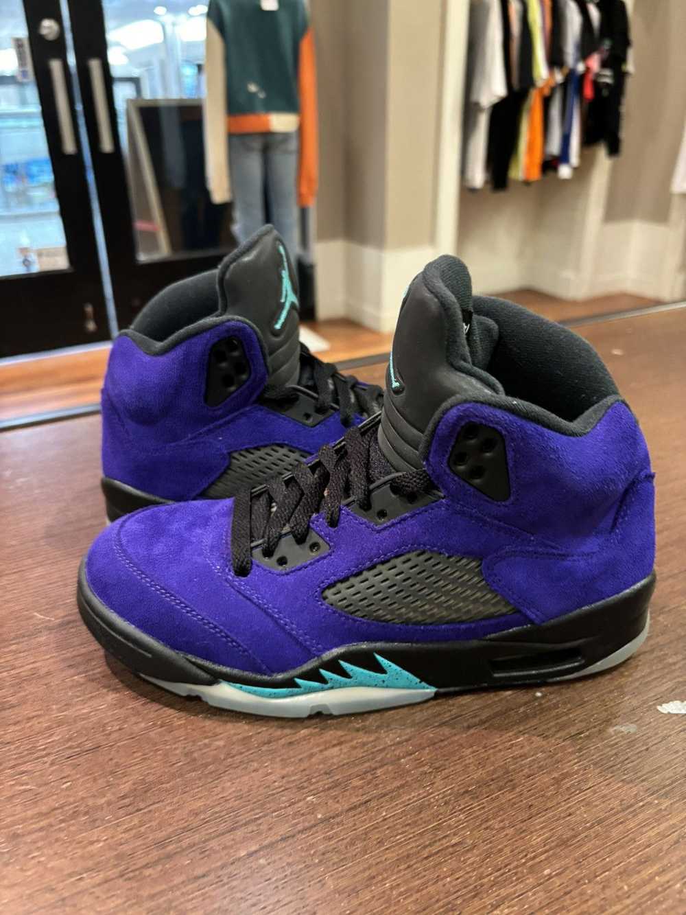 Jordan Brand Jordan 5 Retro ‘Alternate Grape’ - image 2