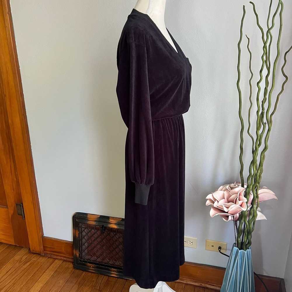 Trolley Car Velour Dress Long Sleeve V Neck Size … - image 3