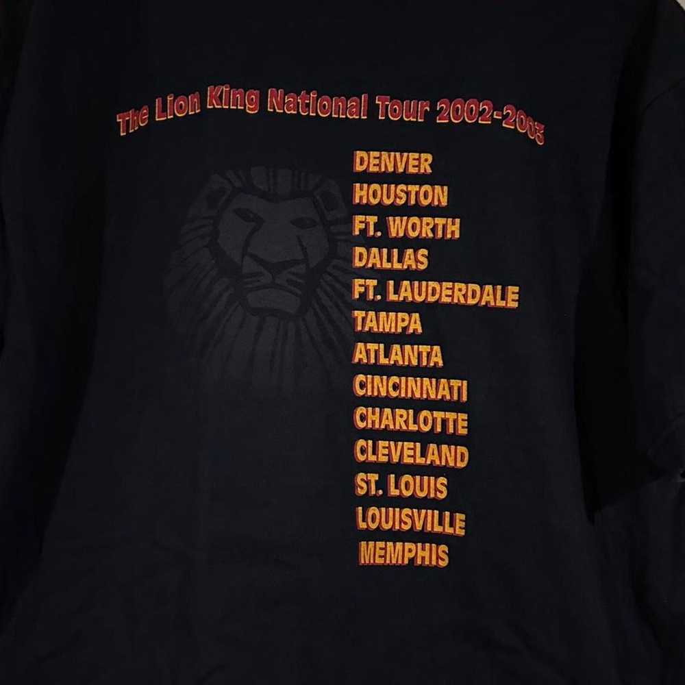 Disney Vintage 2002 The Lion King Tour Tee Shirt - image 2