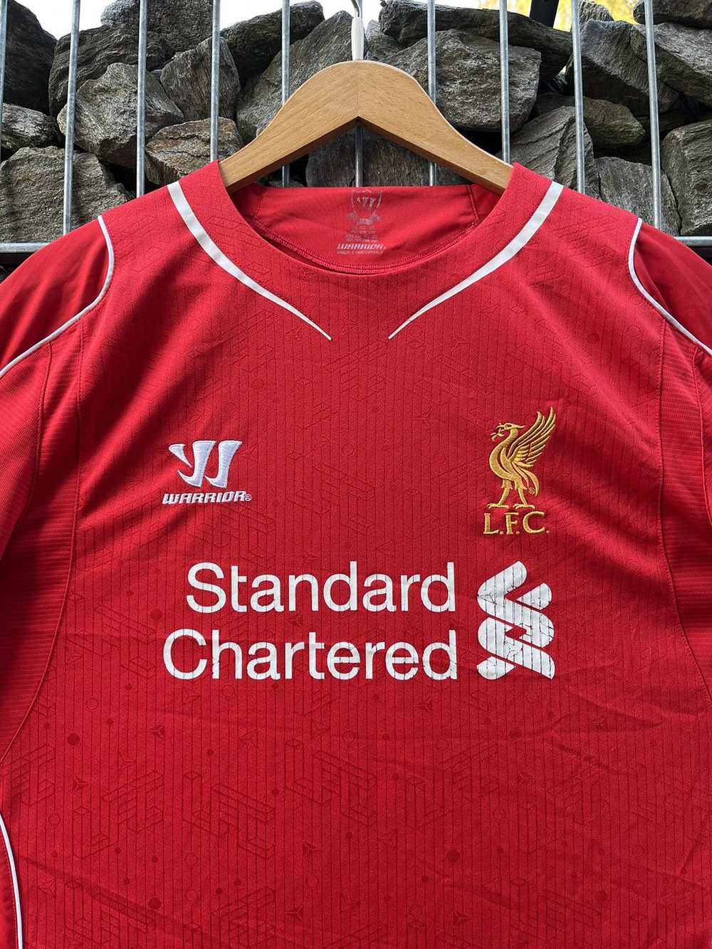 Liverpool × Soccer Jersey × Vintage Liverpool 201… - image 3