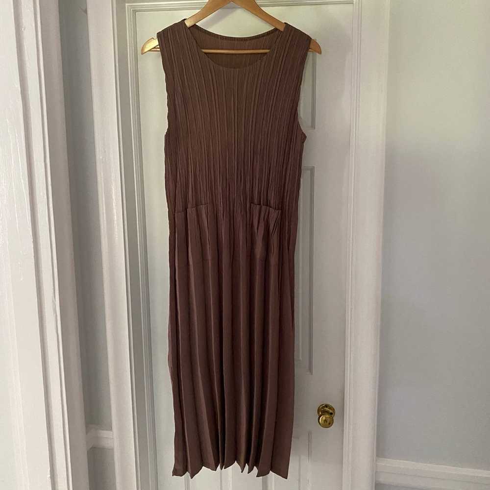 Vintage Y.R. Designs Brown Pleated Stretch Dress … - image 1