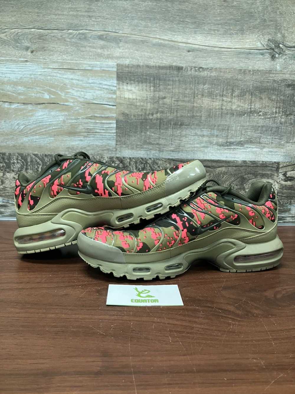 Nike Nike Air Max Plus Digi Camo Olive Size 11.5 - image 2