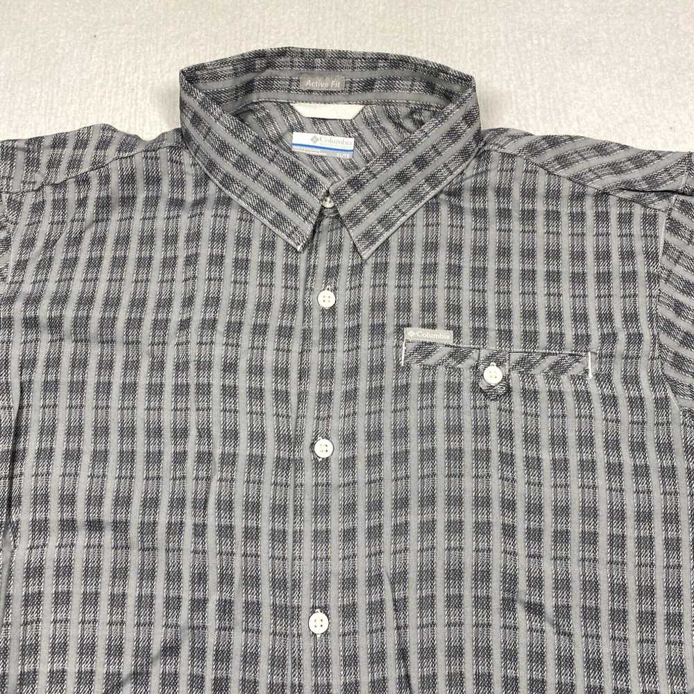 Vintage Columbia Shirt Mens XL Gray Plaid Short S… - image 2