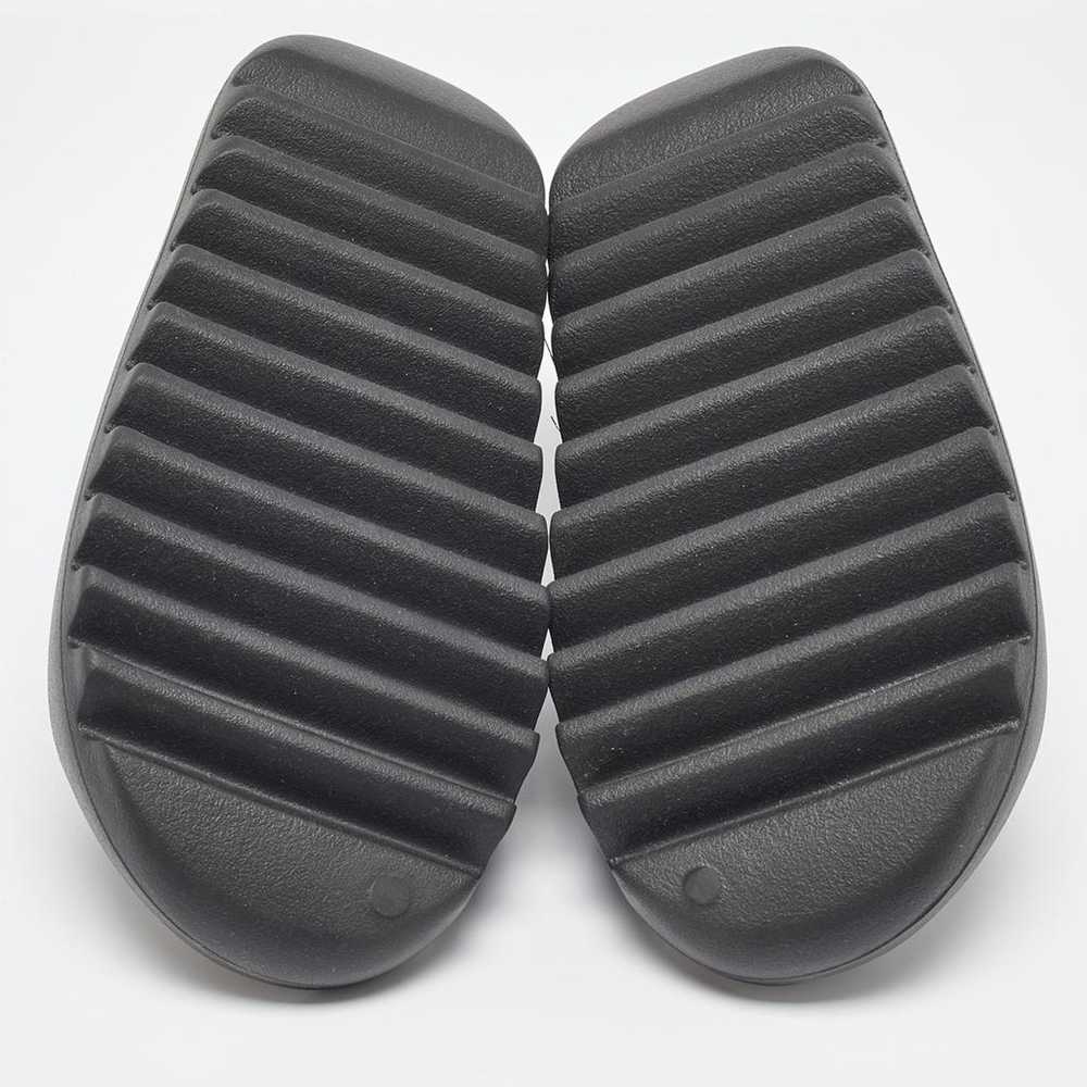 Yeezy x Adidas Flats - image 5