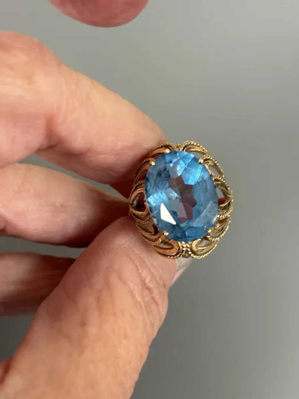 Vintage 14K Large Swiss Blue Topaz Ring - image 4