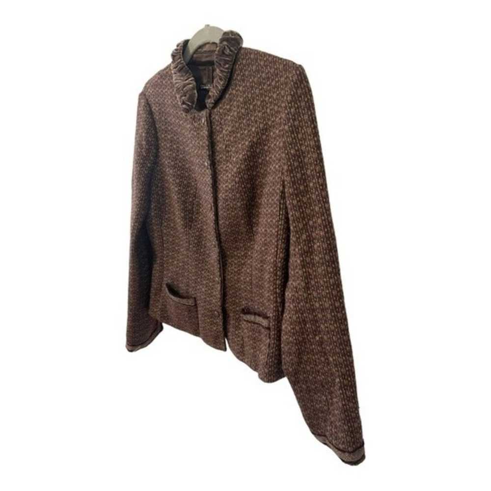 Tahari Vintage/Unique Looking Tweed Blazer with V… - image 4