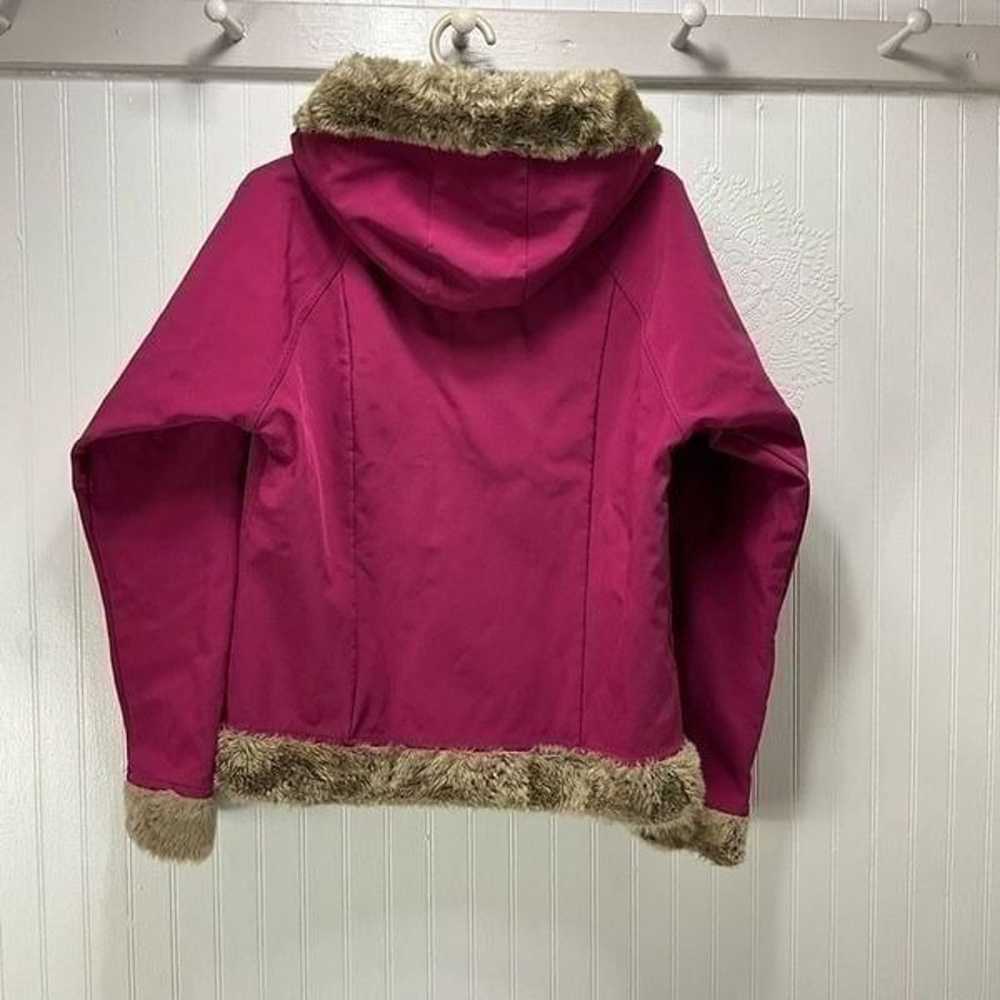 MARMOT Soft Shell Jacket with Faux Fur Trim and H… - image 4