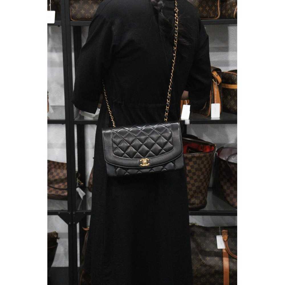 Chanel Diana leather crossbody bag - image 2