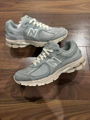 Kith × New Balance New Balance x Kith x 2002R 'Pis