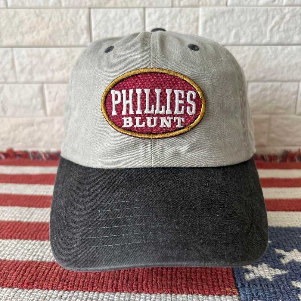 PHILLIES BLUNT CAP Low cap two-tone cap. - image 5