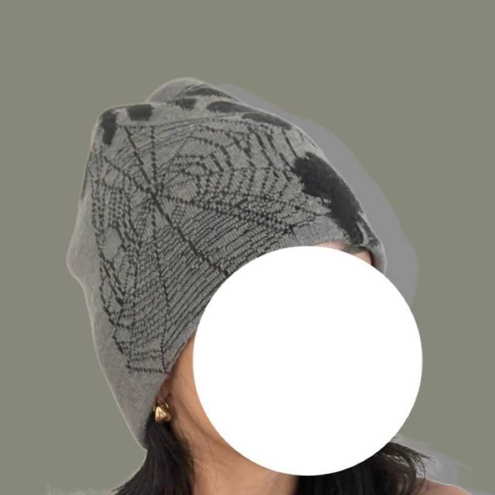 CA4LA / y2k Beanie - image 6