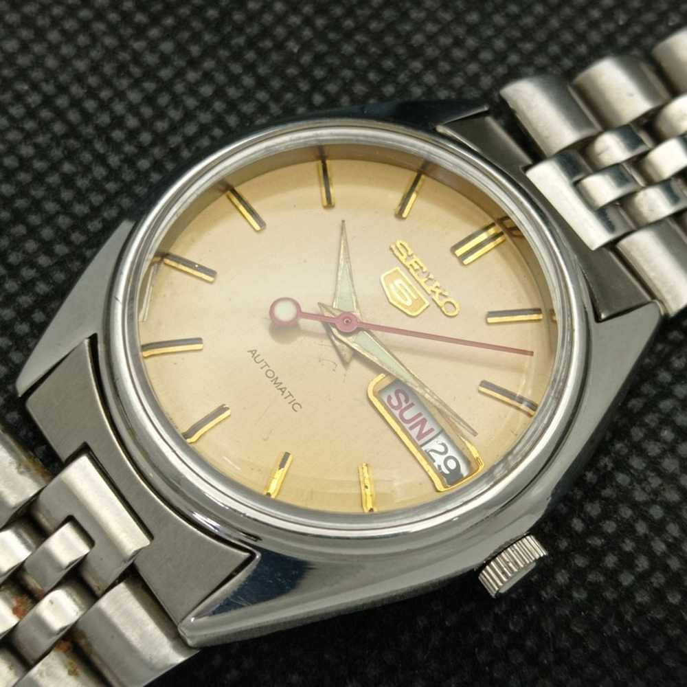 Vintage 1981 Seiko Automatic Mens Silver Watch W/… - image 6