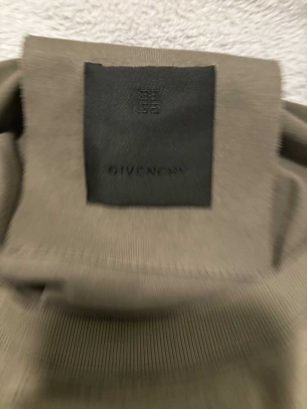 Givenchy Givenchy chito t shirt - image 6