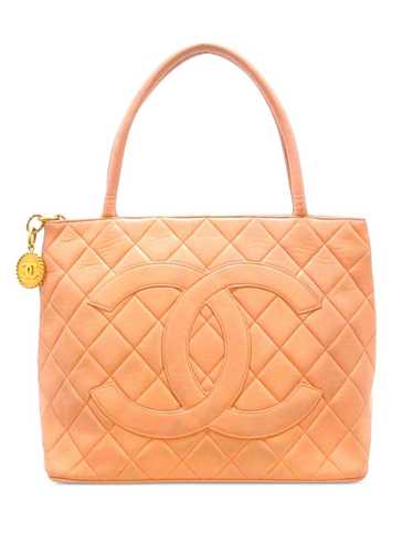 CHANEL Pre-Owned Medallion tote bag - Orange