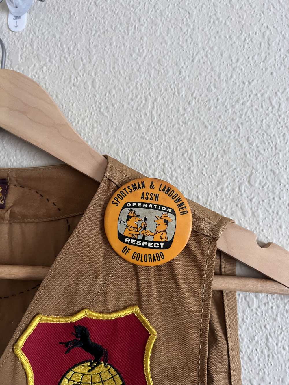 Vintage Vintage 80s Hunting Vest with Patches and… - image 2