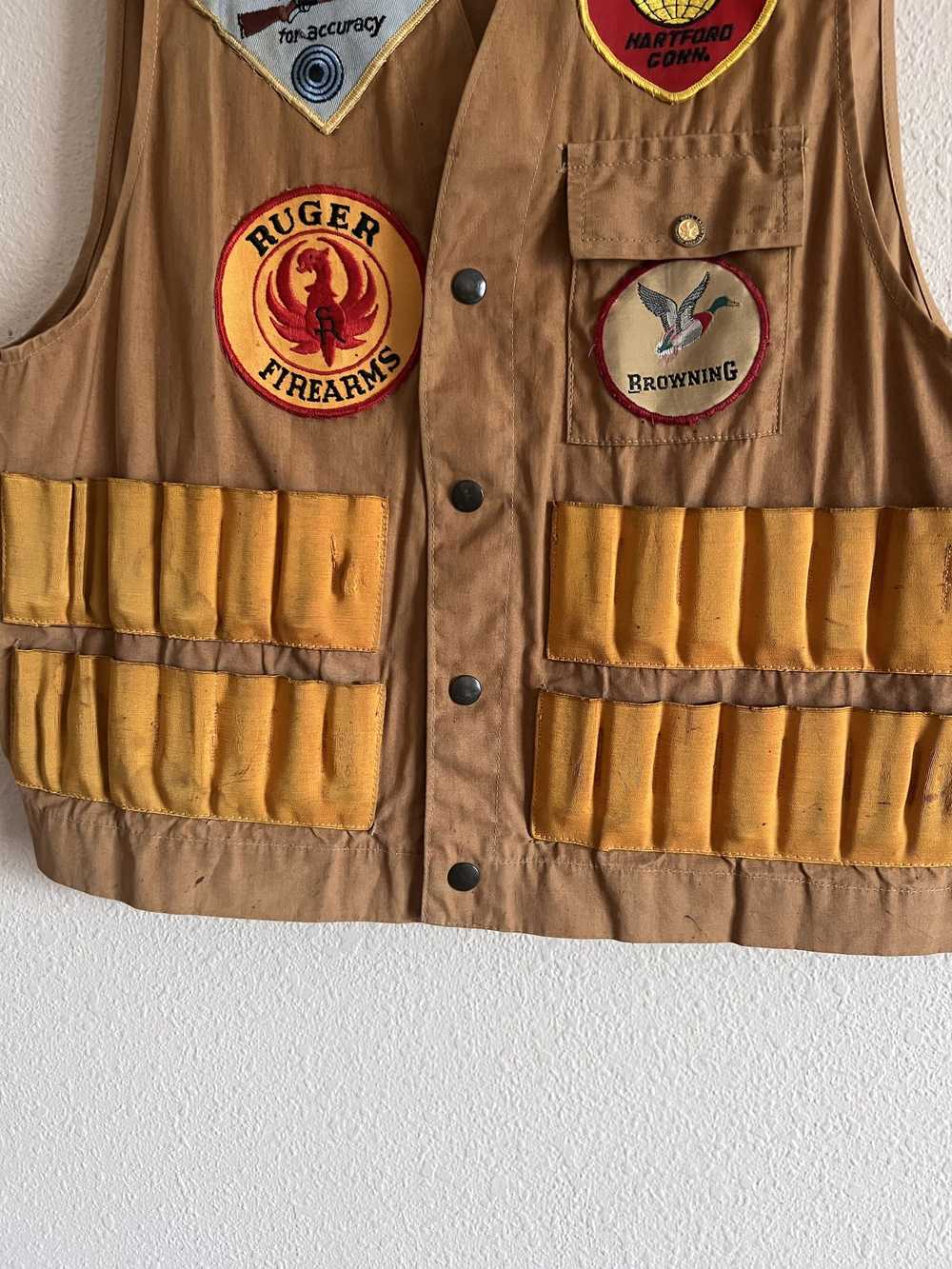 Vintage Vintage 80s Hunting Vest with Patches and… - image 4