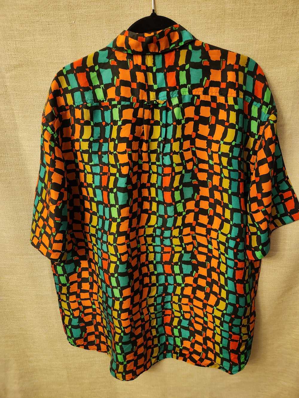 Perry Ellis Colorful Abstract Designed Short Slee… - image 2