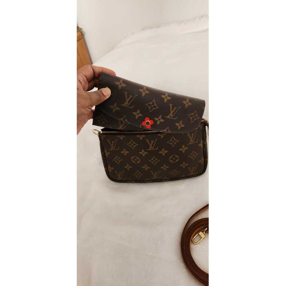 Louis Vuitton Pochette Accessoire leather handbag - image 10